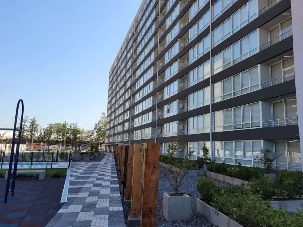 Edificio en San Joaquin venat con bono pie