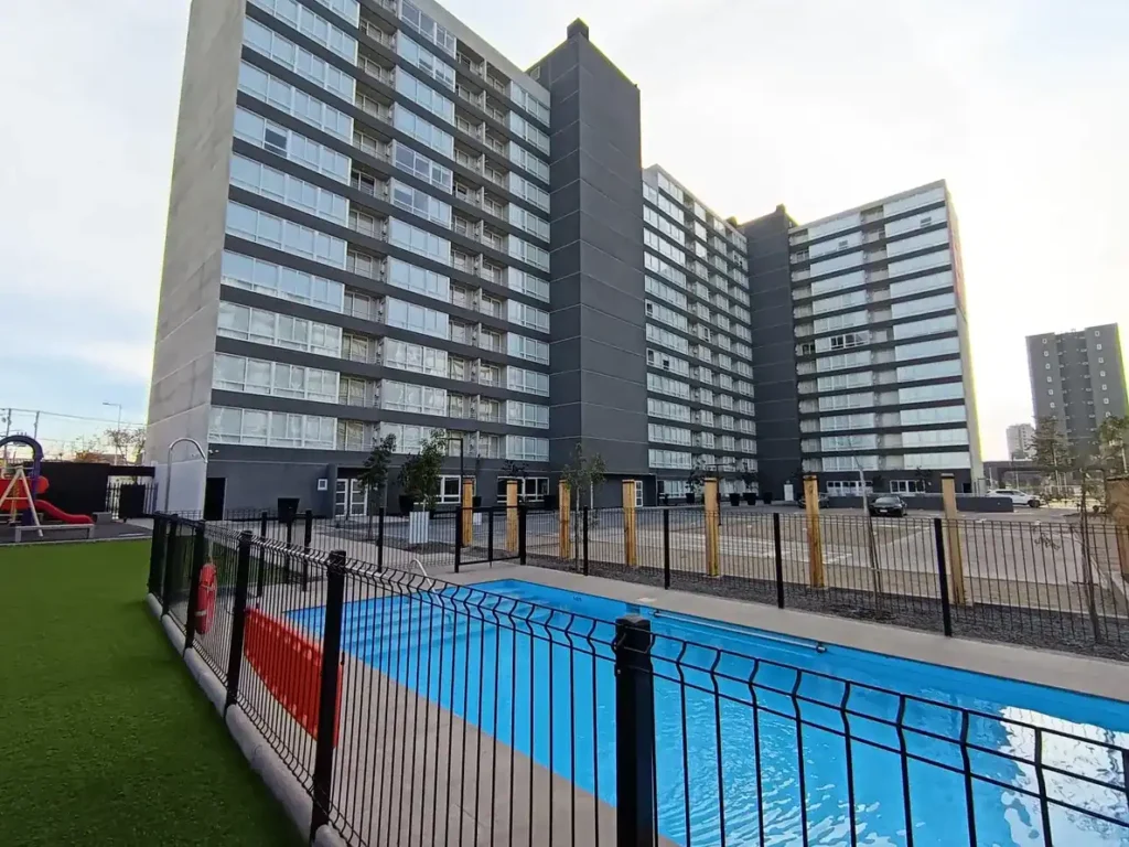Edificio en San Joaquín con departamentos entrega inmediata