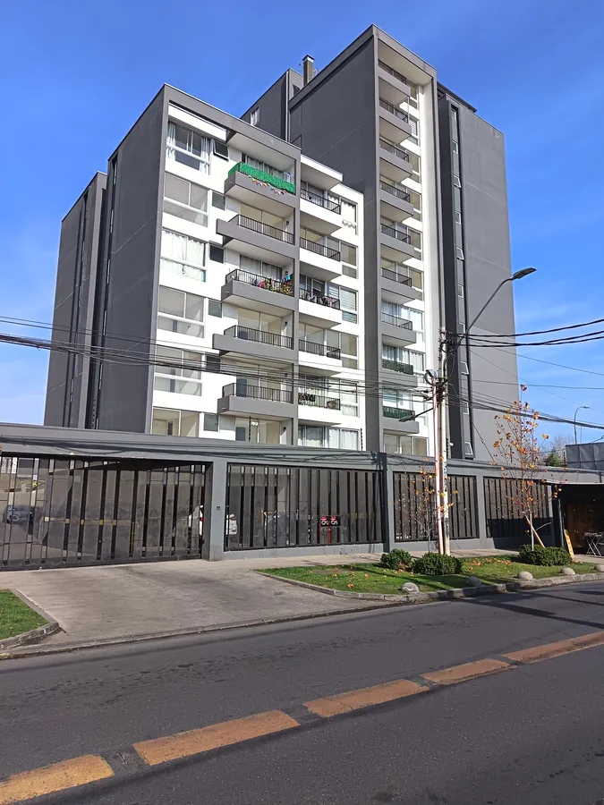 Edificio en Quinta Normal con departamentos, entrega inmediata.