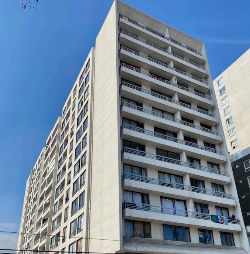 EDificio en Quinta Normal con departamentos entrega inmediata y bono pie