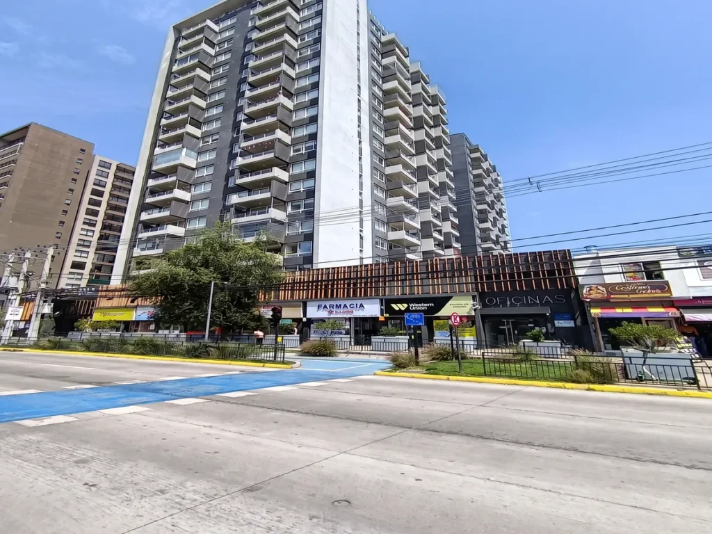 Edificio en La Florida metro Bellavista