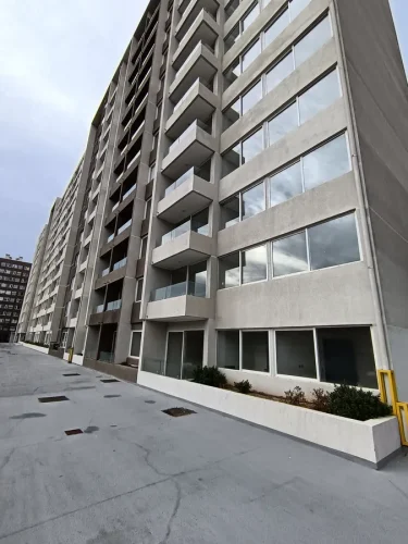 Edificio en La Cisterna con departamentos entrega inmediata venta sin comisiones