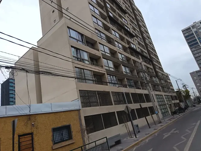 Edificio a pasos del Metro Cerrillos con departamentos entrega inmedita y bono pie