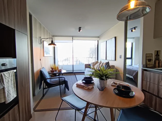 Comedor vista balcon con ventales