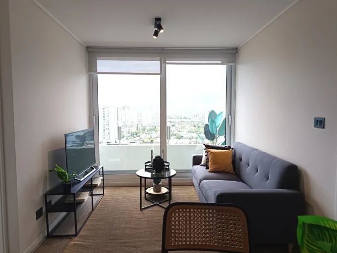 Living comedor vista balcon departamento La Florida metro Mirador