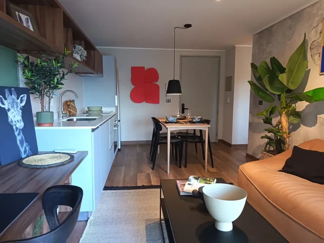 Living comedor, entrada, departamento. Venta con bono pie La Florida.