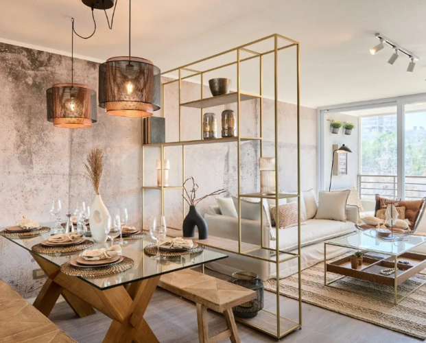 Living comedor con grandes espacio mirada balcon paga pie en cuotas