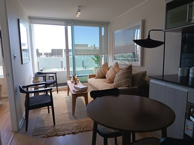 Living comedor vista balcon departamento La Florida 1d1b metro Mirador entrega inmediata