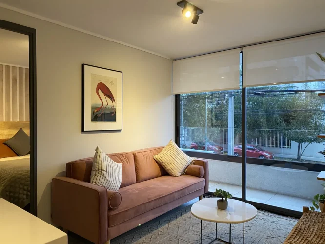 Living comedor balcon Venta departamento La Florida entrega inmediata y bono pie