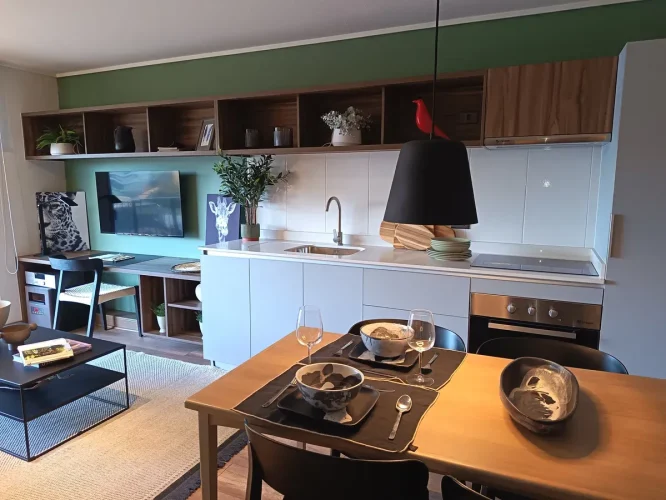 Cocina amoblada con espacios.a la medida venta con bono pie La Florida.