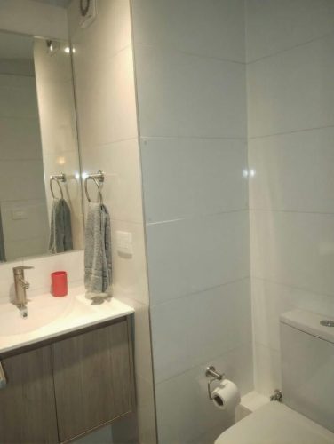 Baño 2 departamento entrega inmediata ayuda para el pie metro Villa Frei Ñuñoa