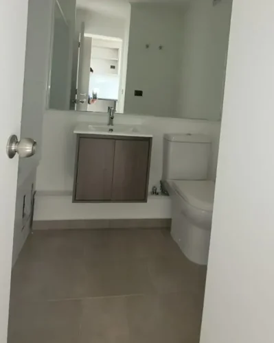Baño entrega futura paga pie en cuotas
