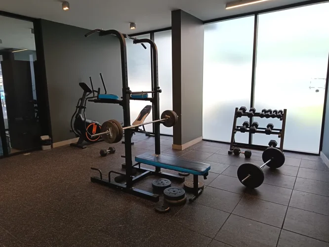 Gimnasio en proyecto Estación Central, venta con bino pie
