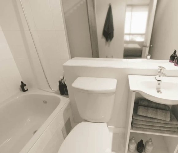 Baño dormitorio principal venta con bono pie en Temuco