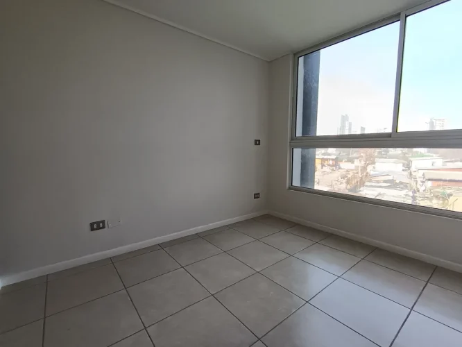 Dormitorio principal: espacio para cama 2 plazas, venta con bono pie