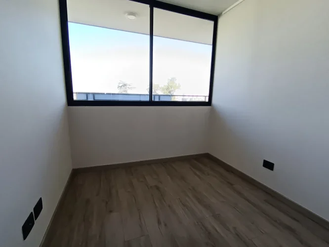 Segundo dormitorio departamento en venta en Ñuñoa con bono pie entrega inmediata
