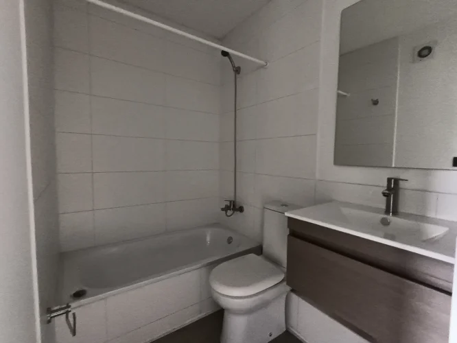 Baño dormitorio venta La Cisterna bono pie