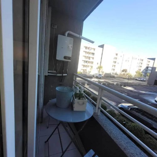 Balcon con barandas metalicas Independencia venta con bono pie