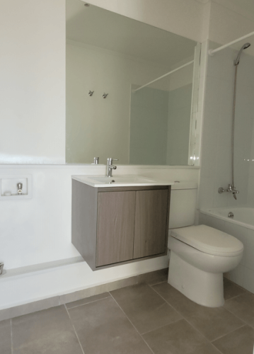 Baño con conexion labadora venta con bono pie 10% metro Cerrillos