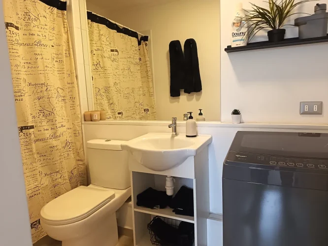 Baño departamento Quinta Normal venta con bono pie