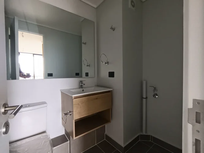 Baño domitorio principal Departamento 2 dormitorio 2 baños 65 m2 venta con bono pie 20% San Joaquin metro Bio-Bio