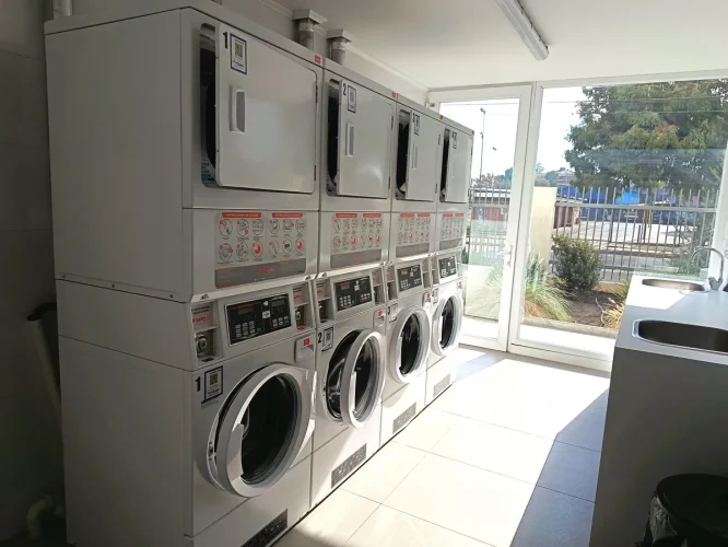 Sala de lavado y secado venta con bono 15%, pie Macul planta 2d2b