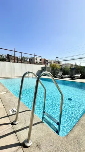 Piscina vende var propiedades entrega inmediata Tcpropiedades